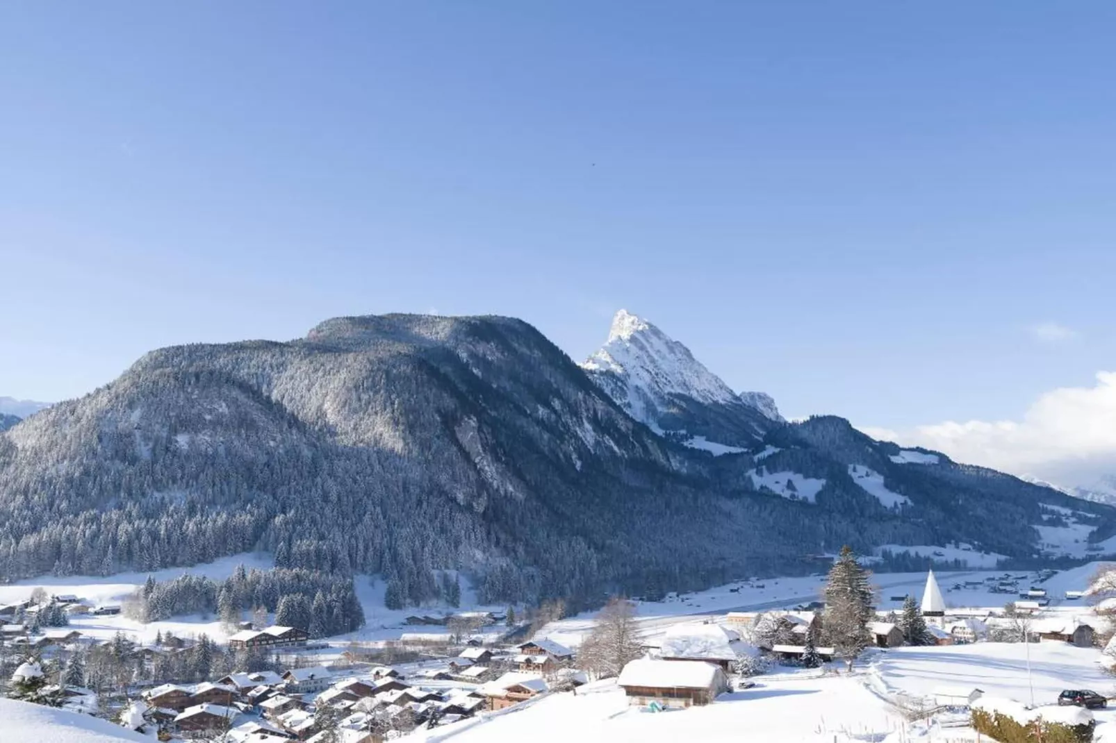 Cute Chalet with Breathtaking Views-Area within 20km in winter