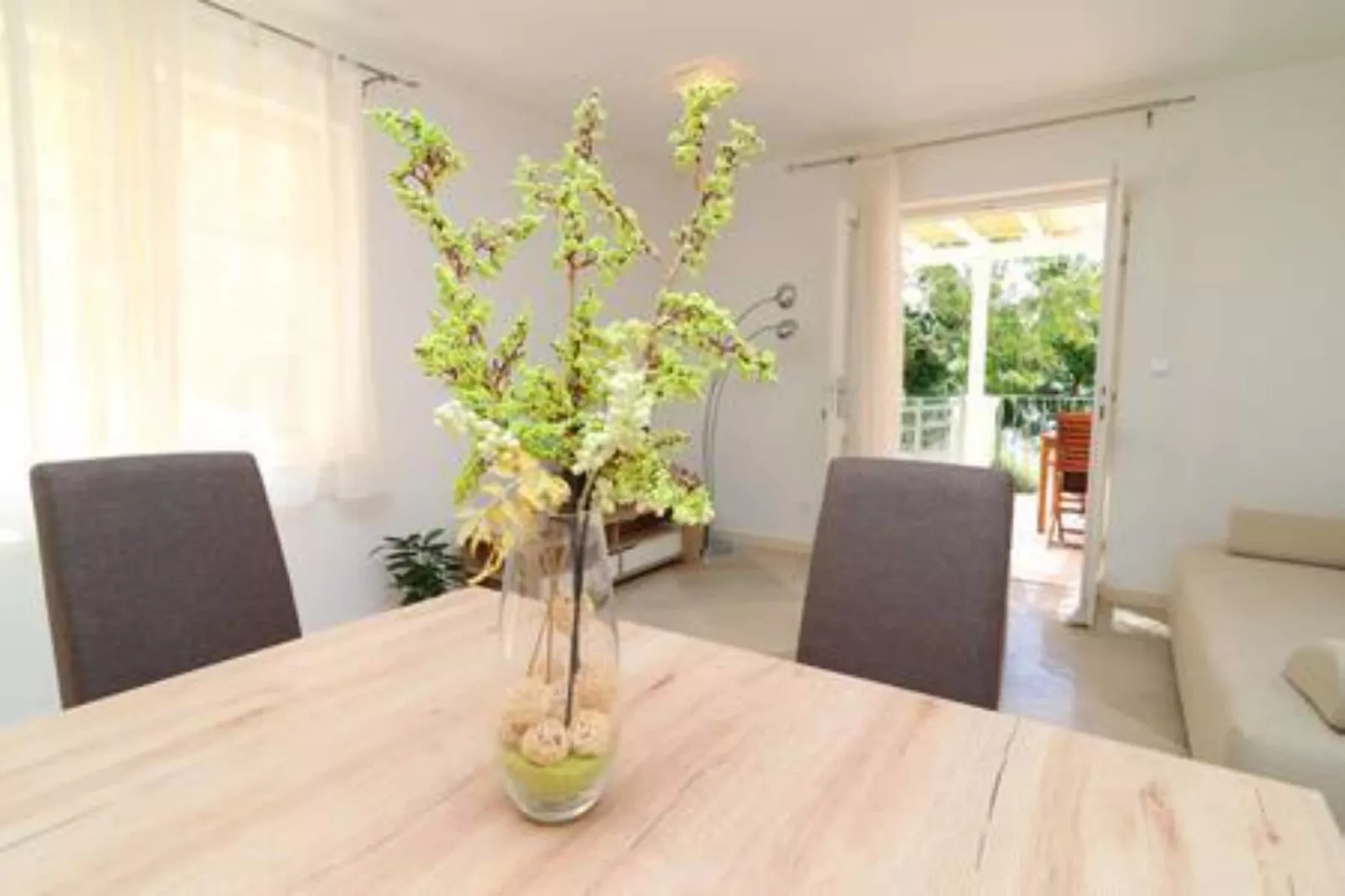 Apartments Seafront Silence - One Bedroom Apartment with Terrace and Sea View-Esszimmer