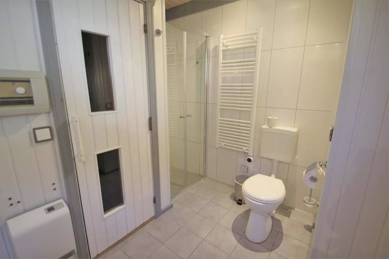 FH Wildgans Comfort Nr 204-Bathroom
