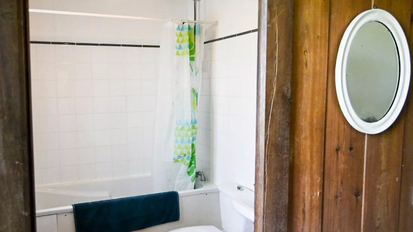 Gite Le Chevalier-Bathroom