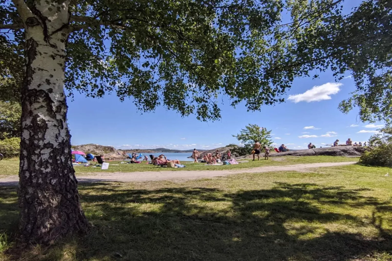 Refuge magique en bord de mer a Tjorn-By Traum