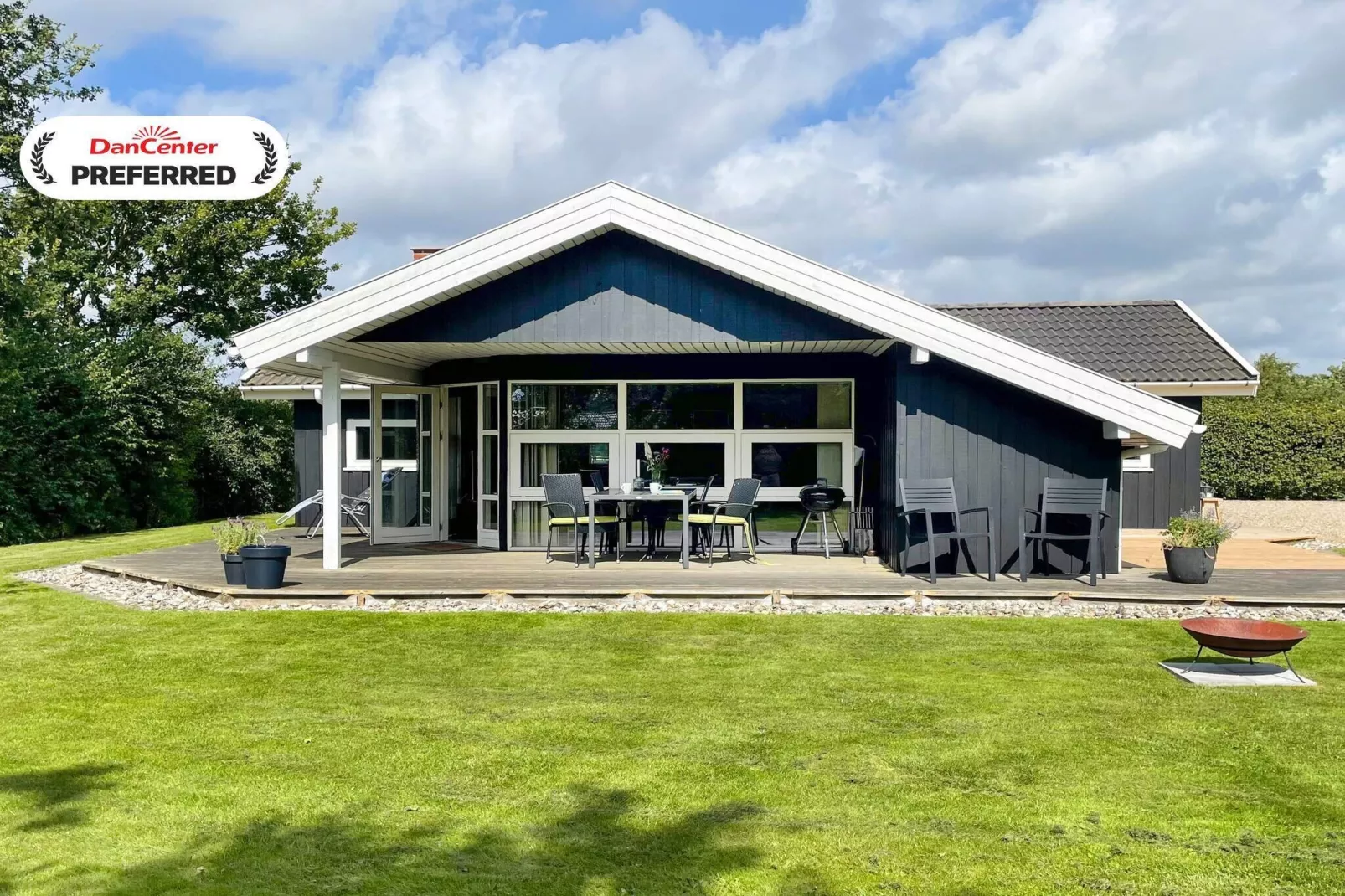 Abgeschiedene Gemutliche Hutte-By Traum