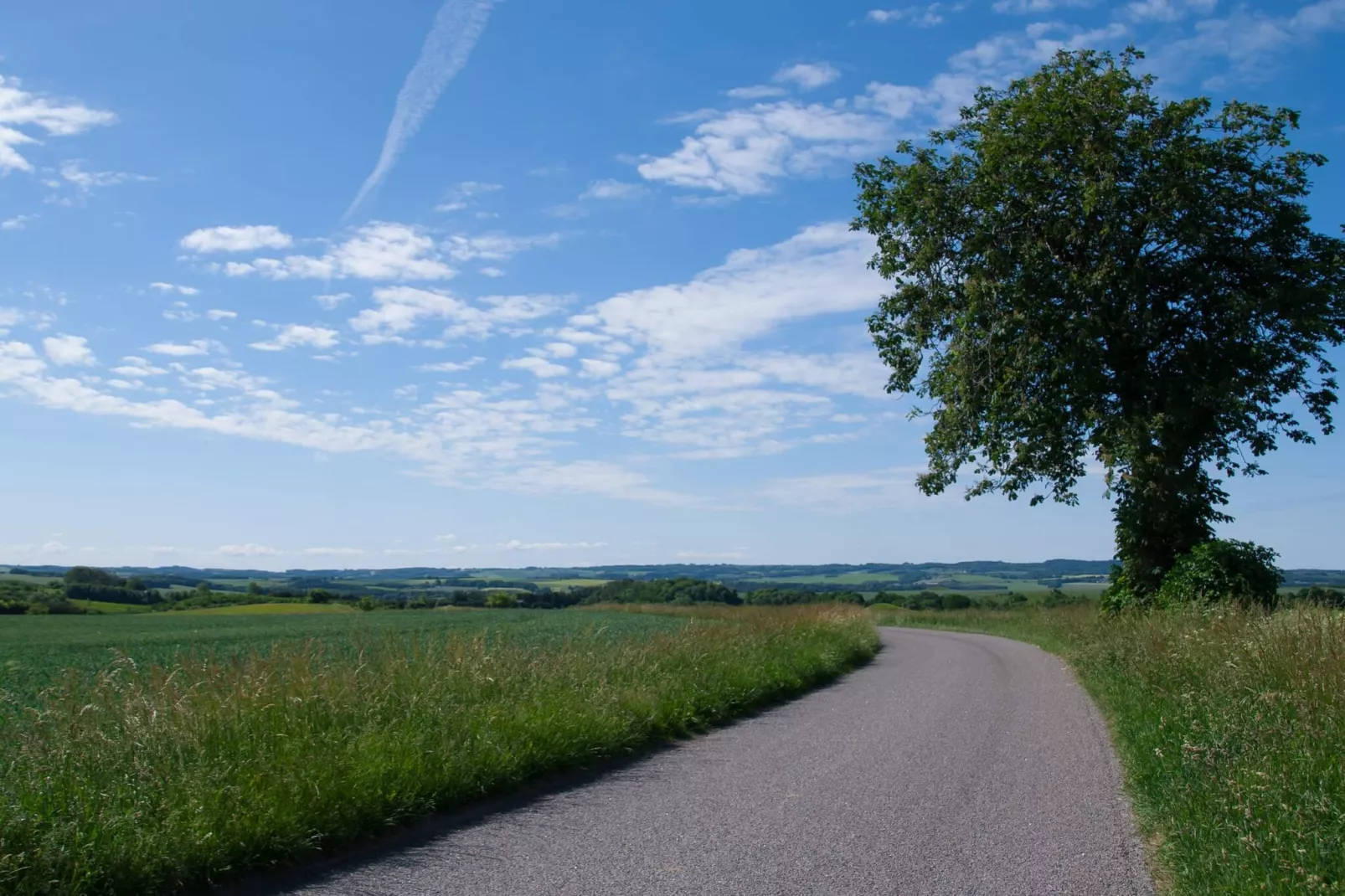 Lakefront Retreat in Sohojlandet - By Traum Ferienwohnungen-Untagged