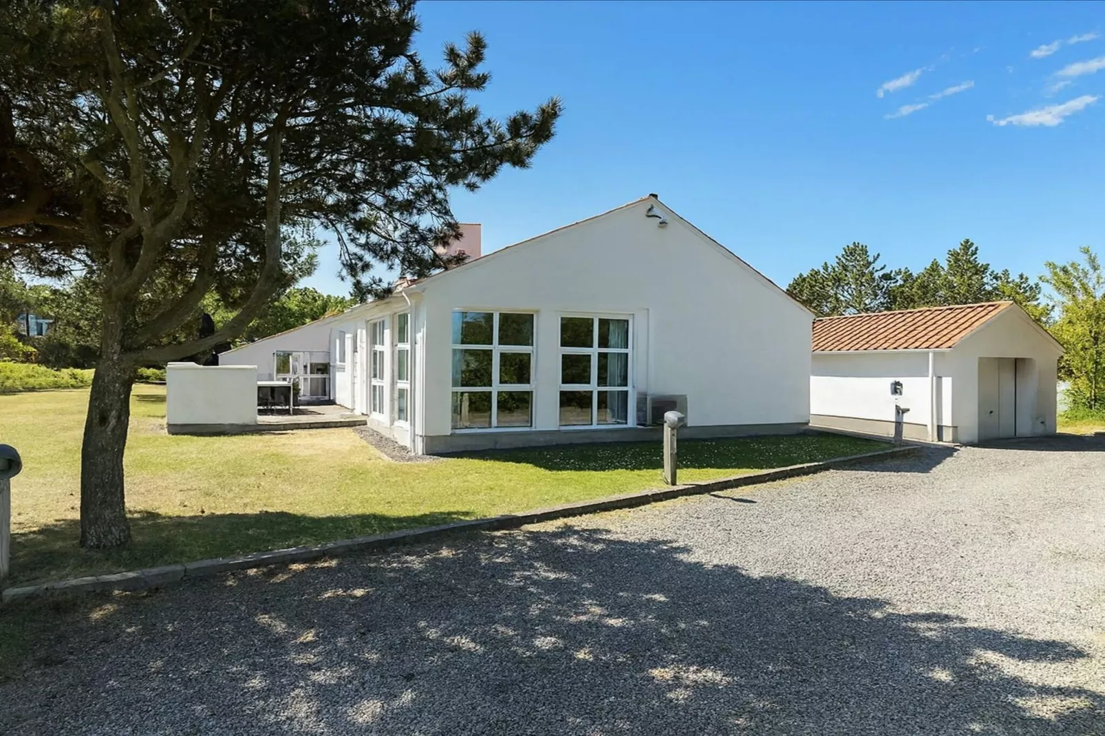 Seaside Retreat with Pool - By Traum Ferienwohnungen