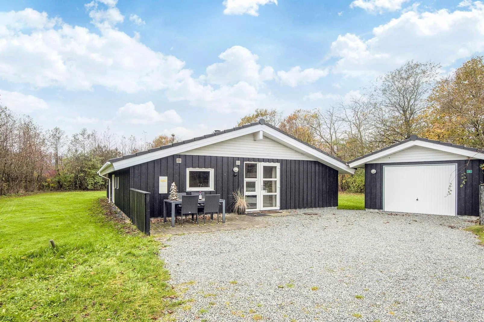 6 Personen Ferienhaus in Oksbøl-By Traum