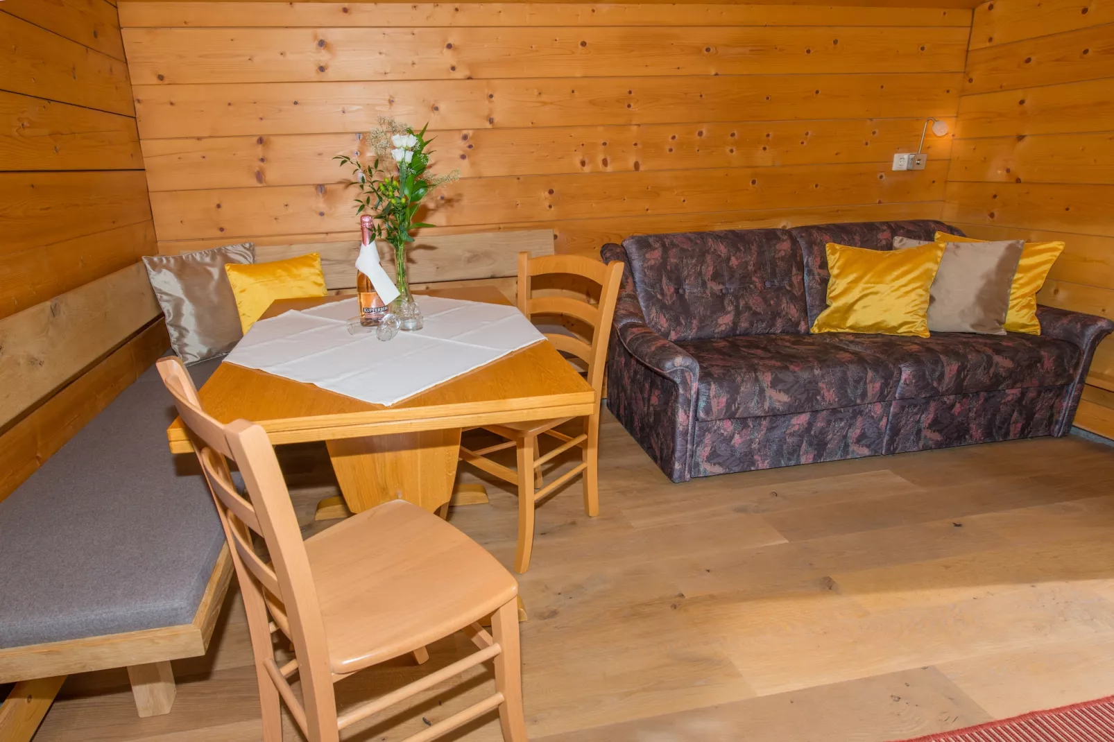 Appartment Holzblockhaus-Living room