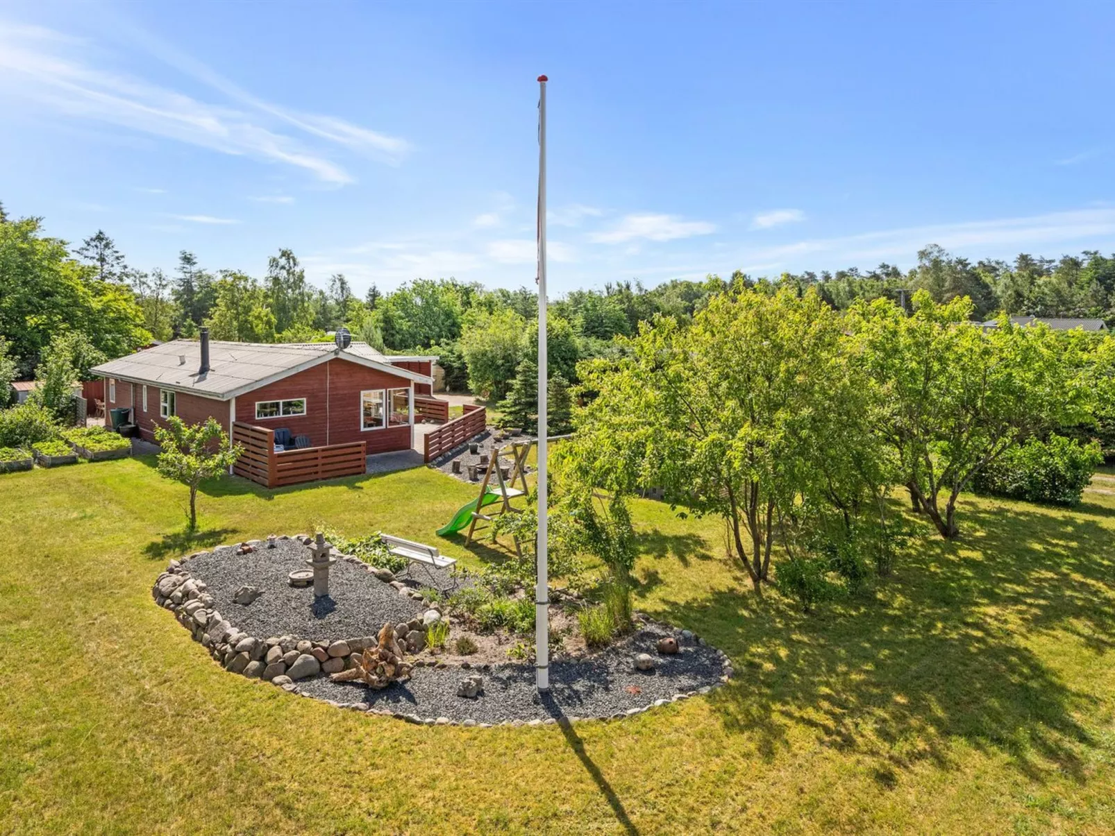 "Mina" - 1.4km from the sea