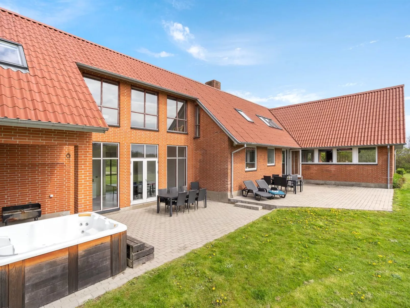 "Markhild" - 300m to the fjord