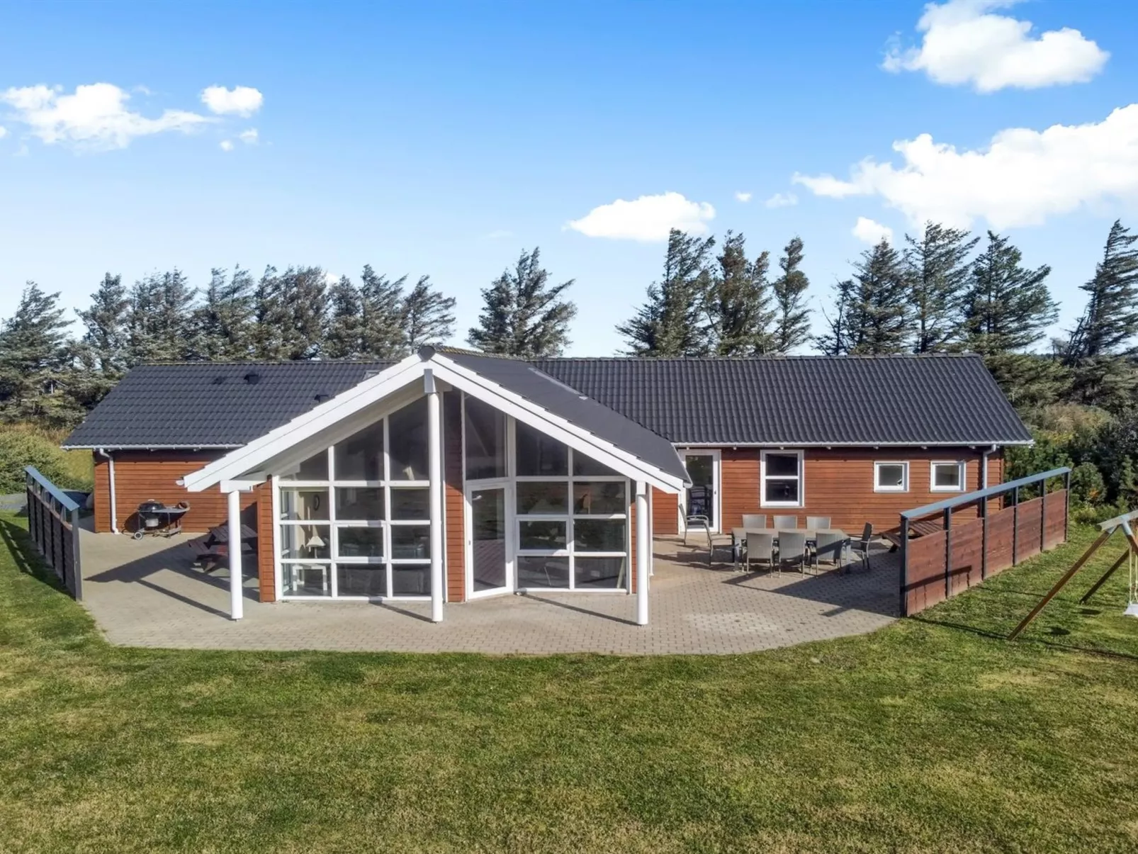 "Naida" - 850m from the sea