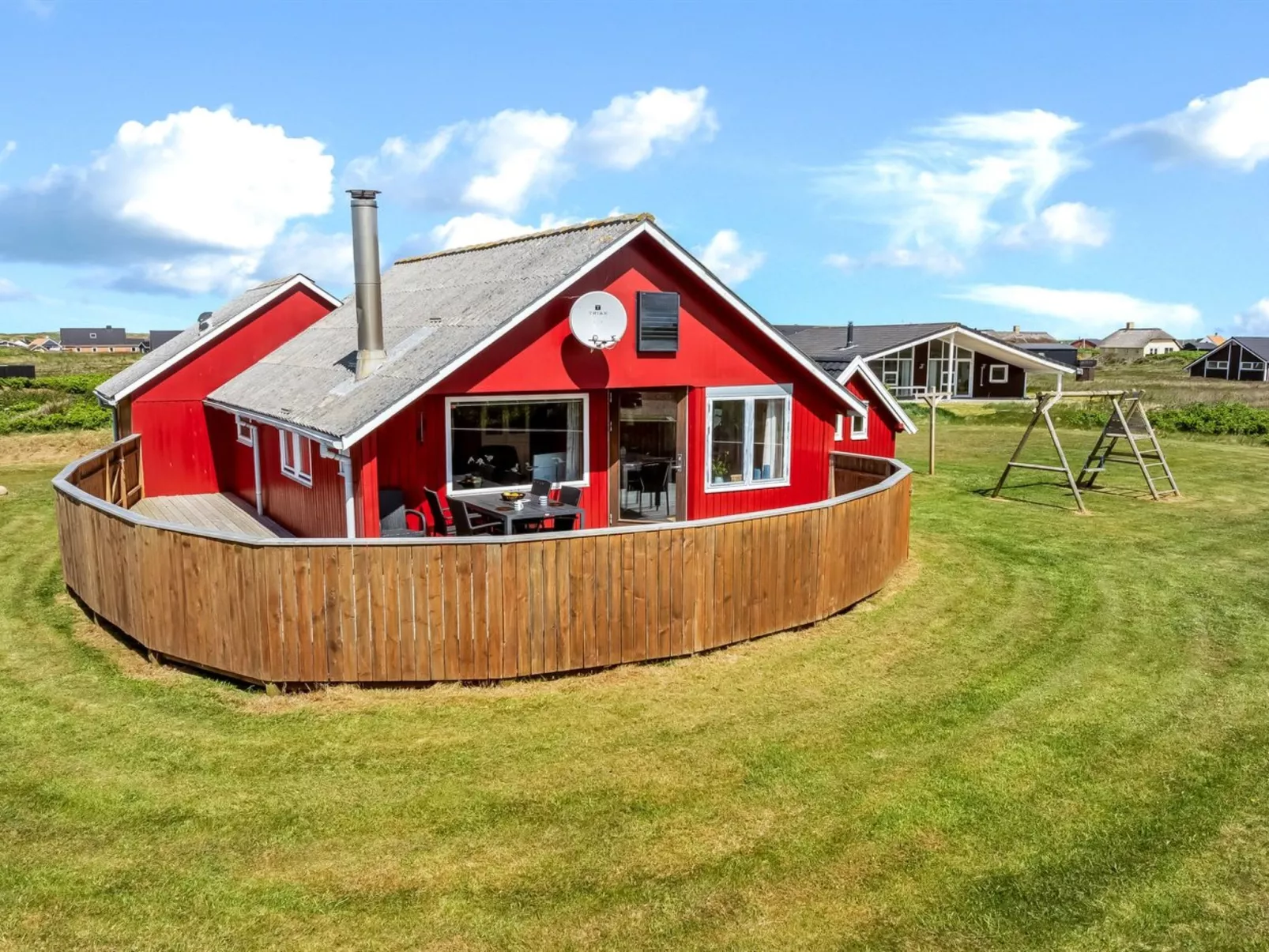 "Beatrice" - 150m from the sea