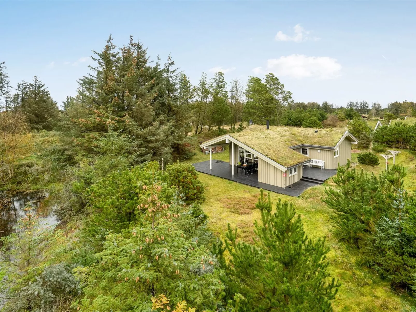 "Hereth" - 700m from the sea