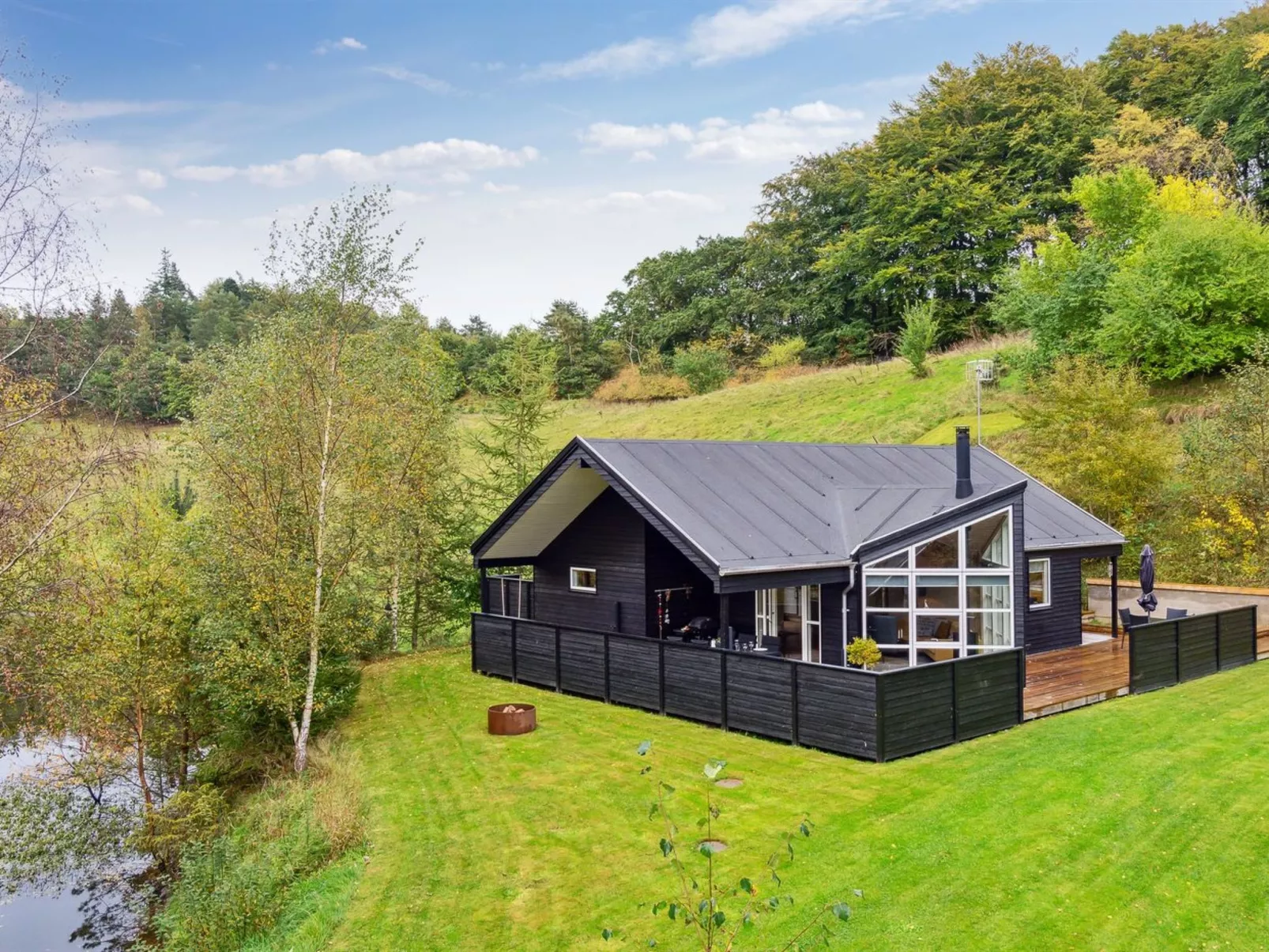 "Benno" - 2.1km from the sea