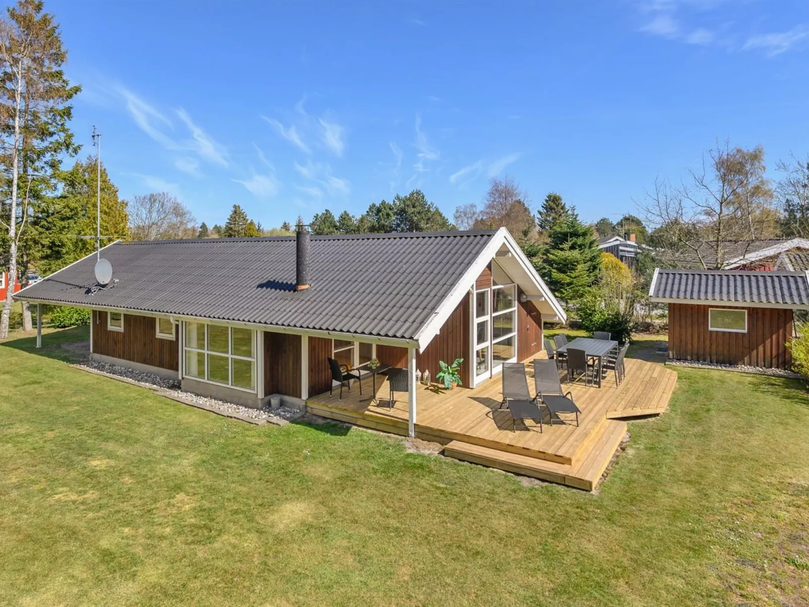 "Wegher" - 650m from the sea