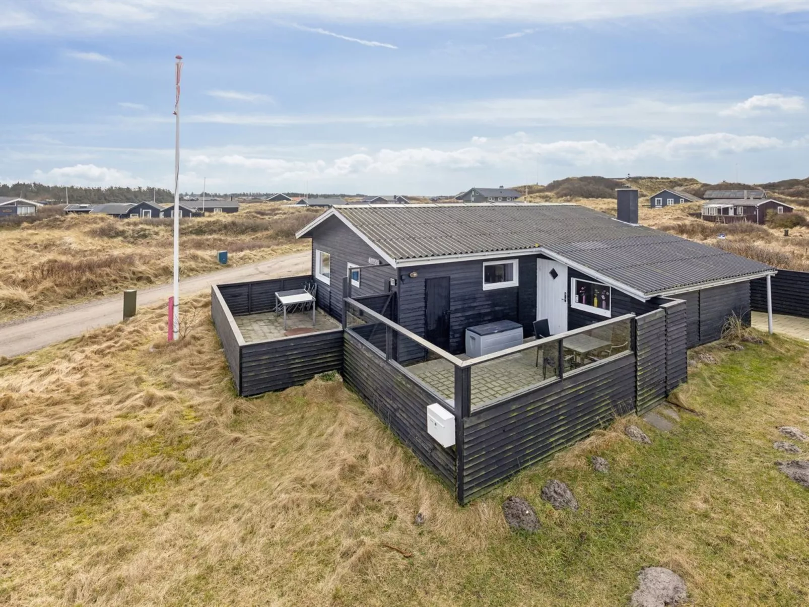 "Jarla" - 250m from the sea