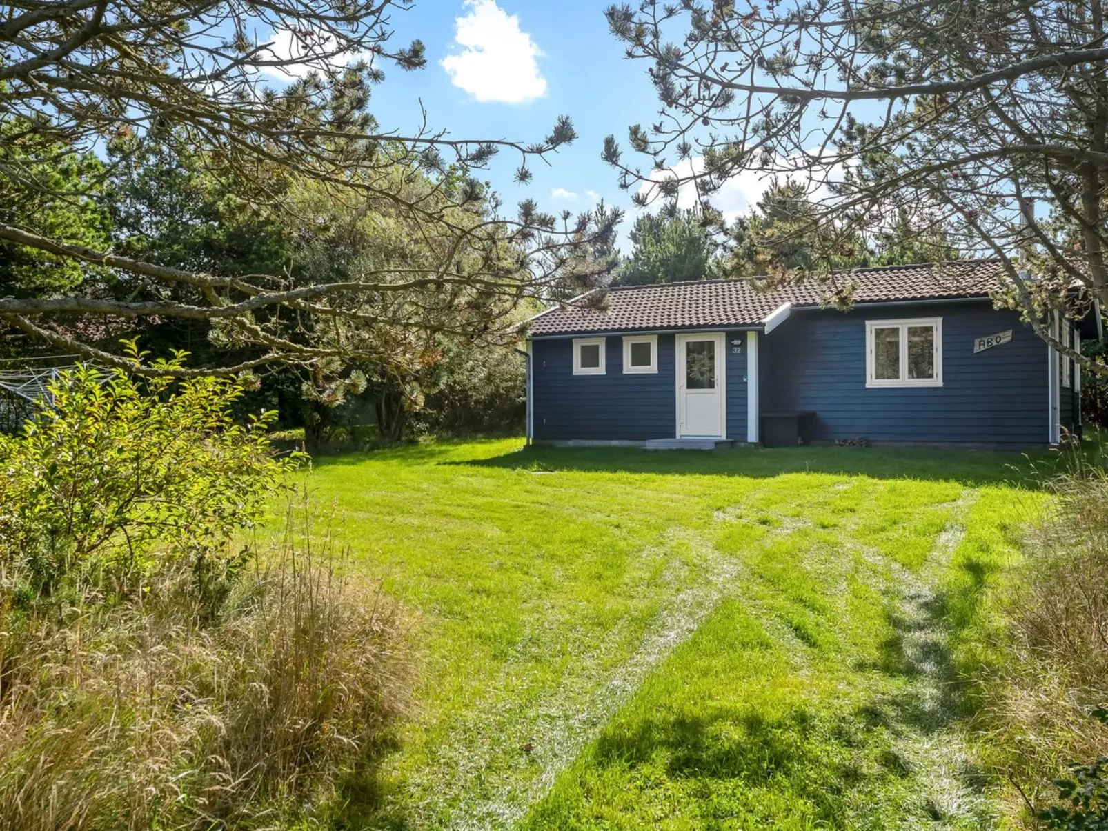 "Lökea" - 800m from the sea