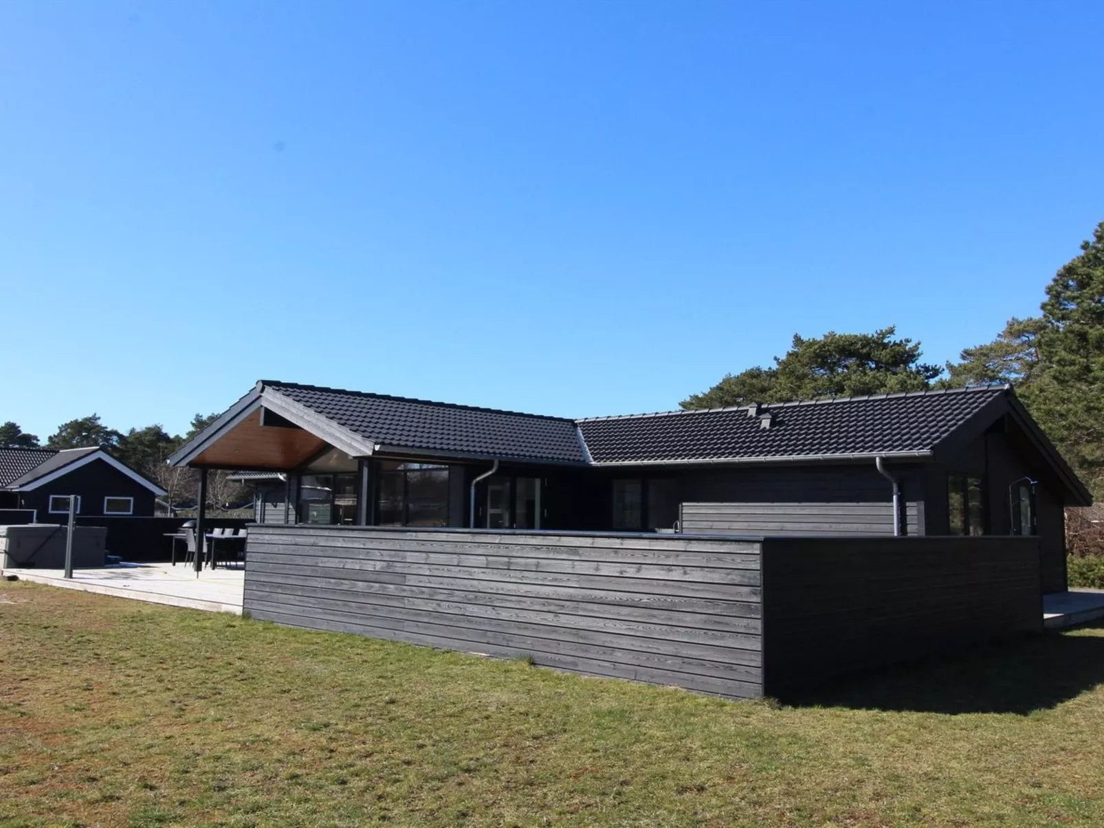 "Ignat" - 175m from the sea