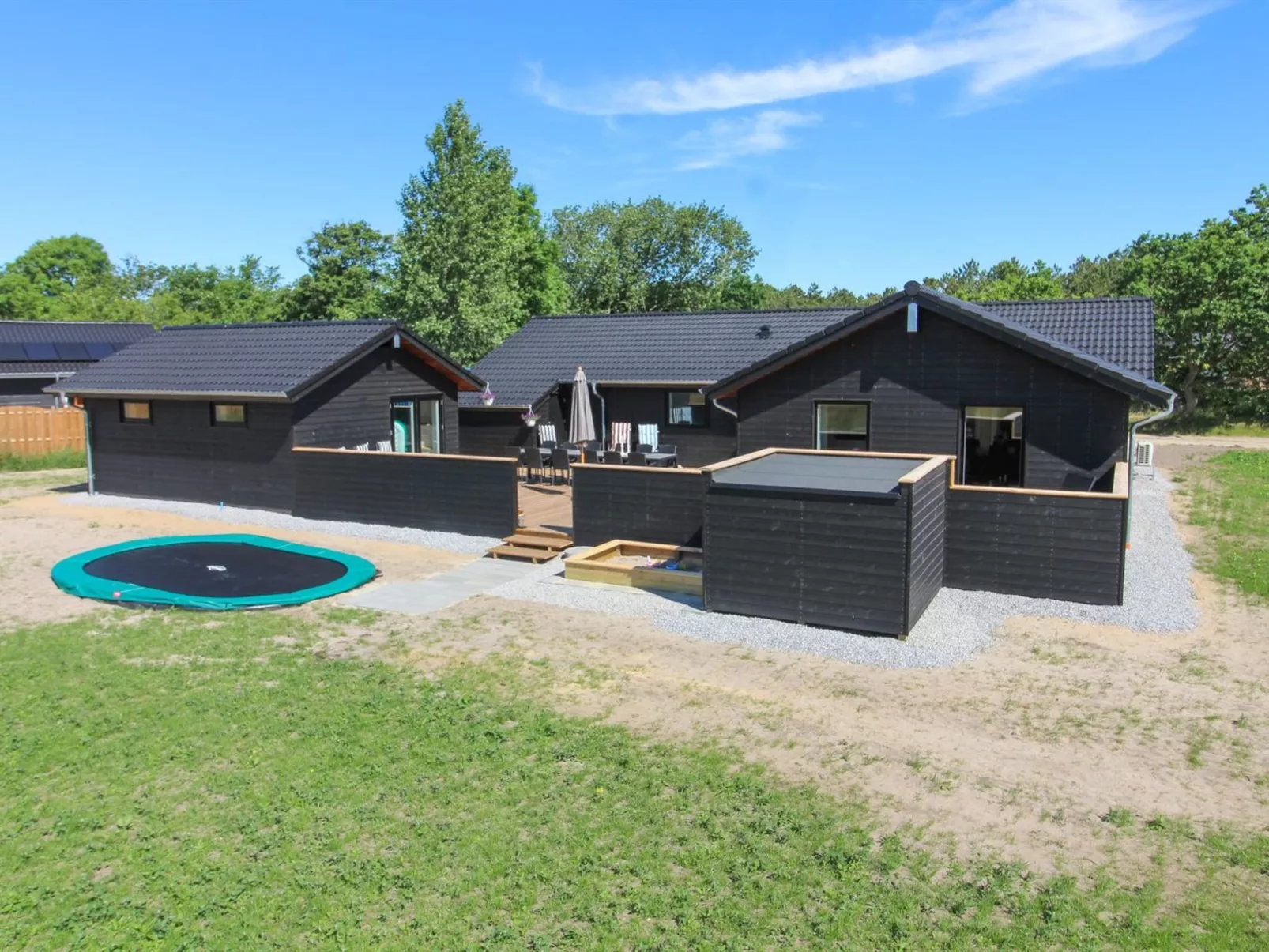 "Tahvo" - 3.3km from the sea