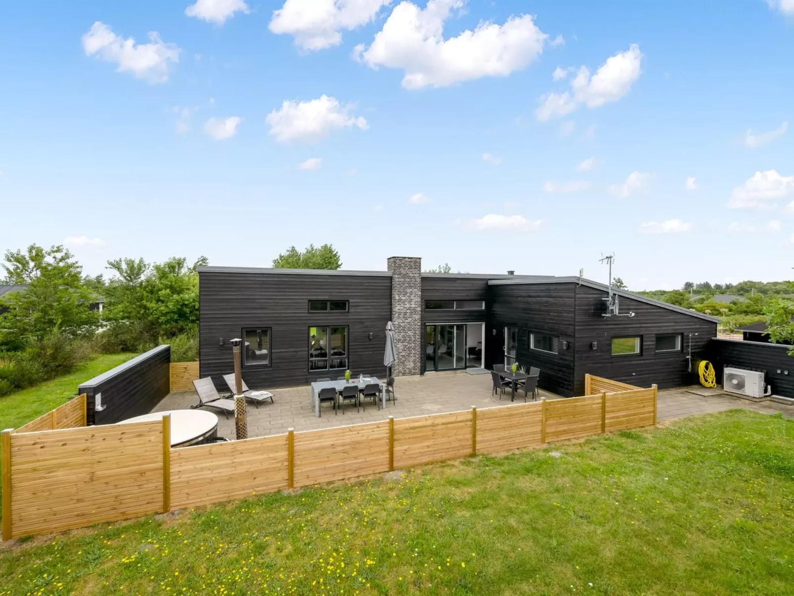 "Weike" - 950m to the fjord