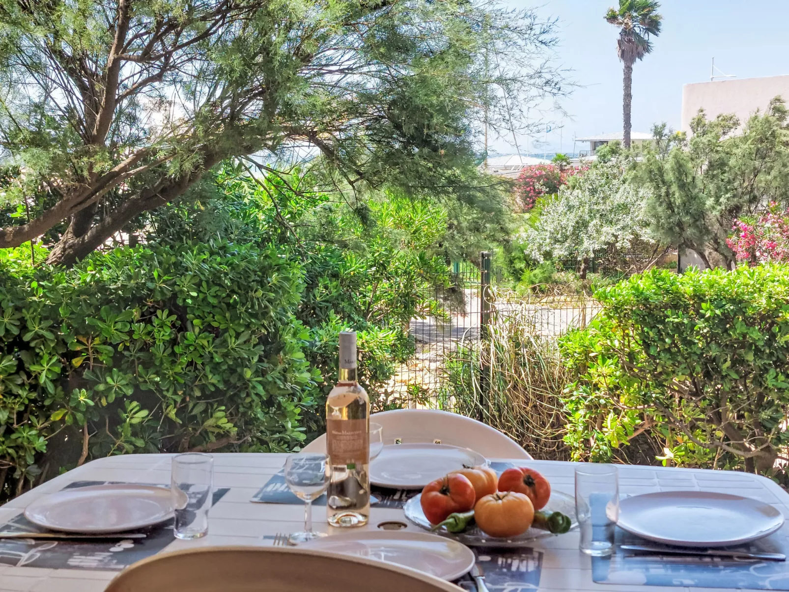 Les Rivages de Coudoulière-Outside