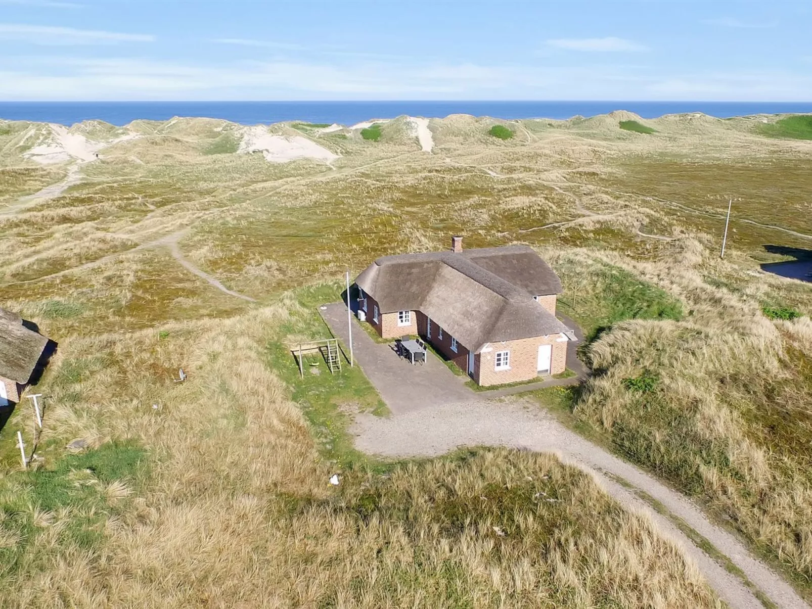 "Skuli" - 200m from the sea