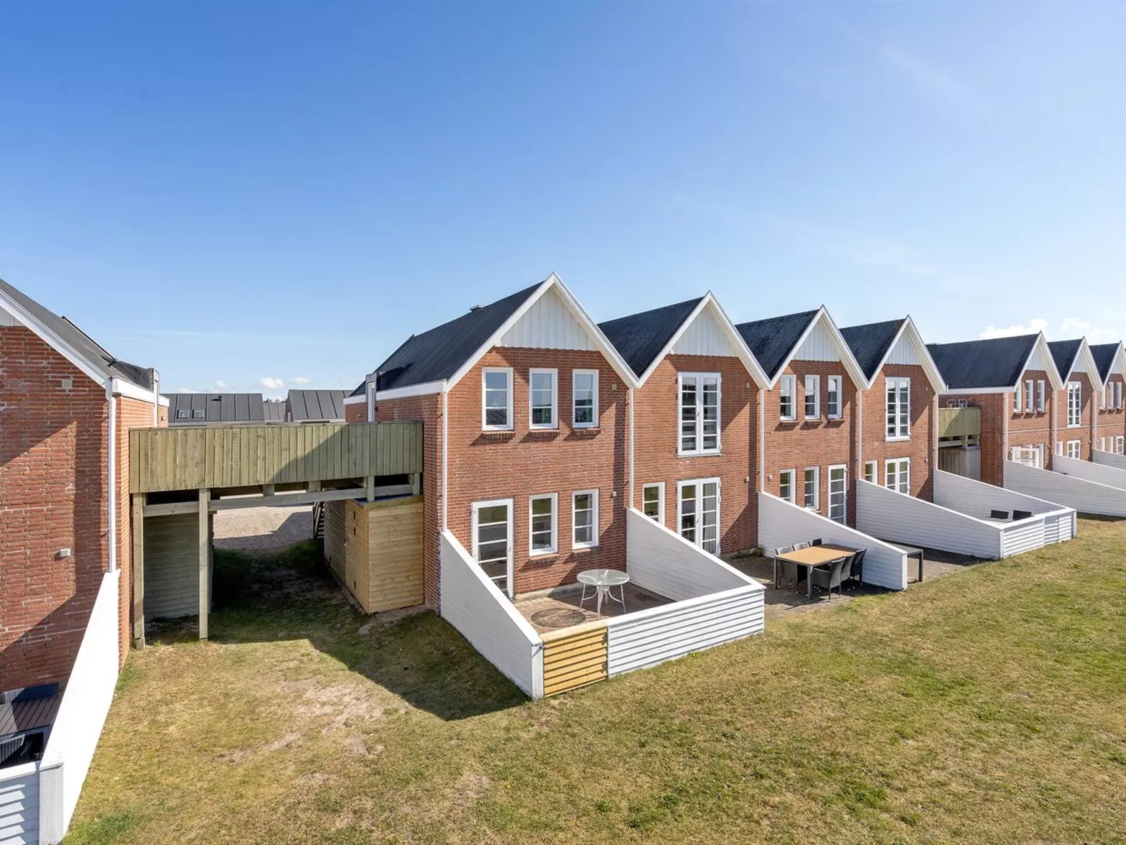 "Iohannes" - 2.3km from the sea