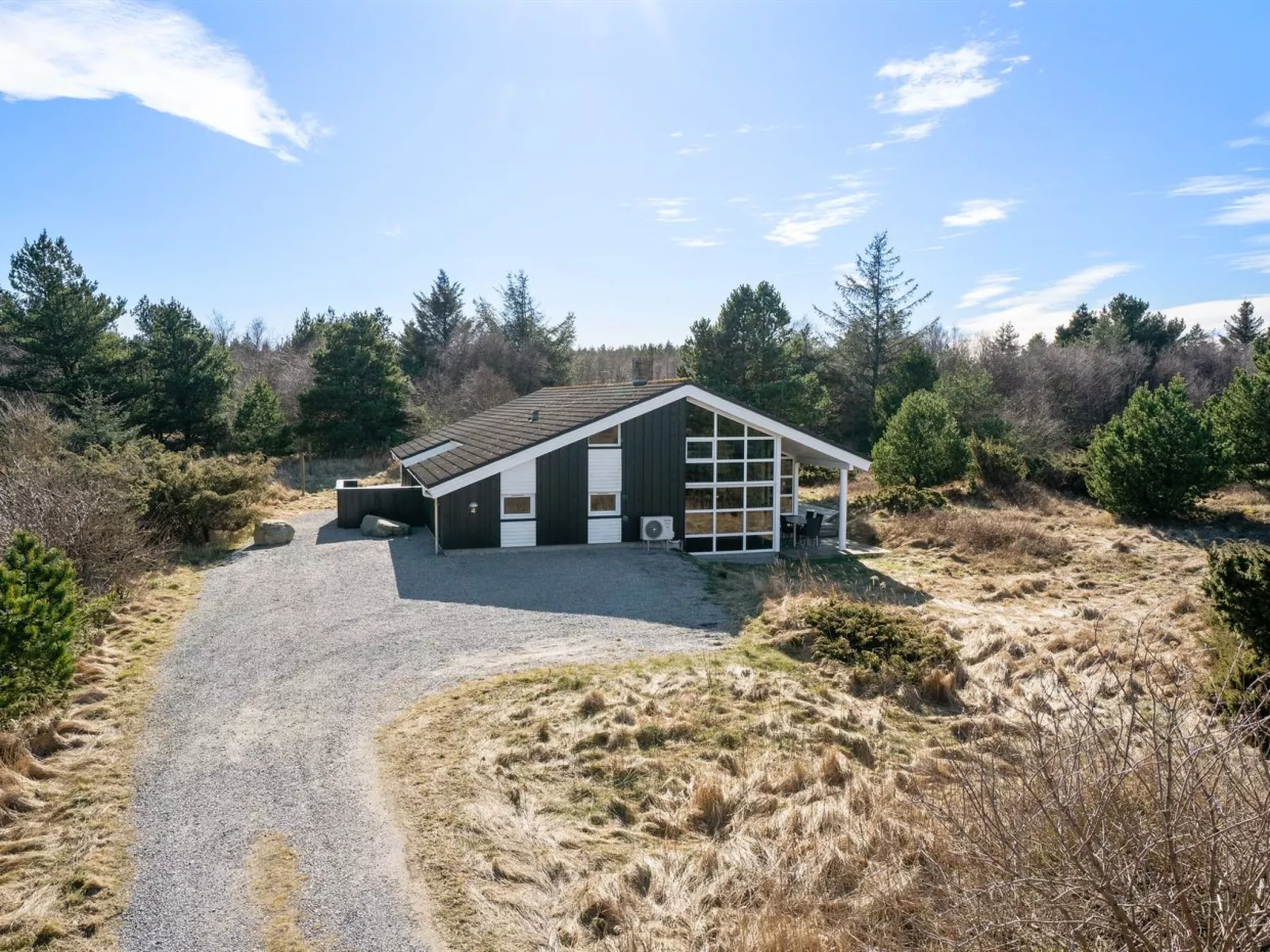 "Riika" - 425m from the sea