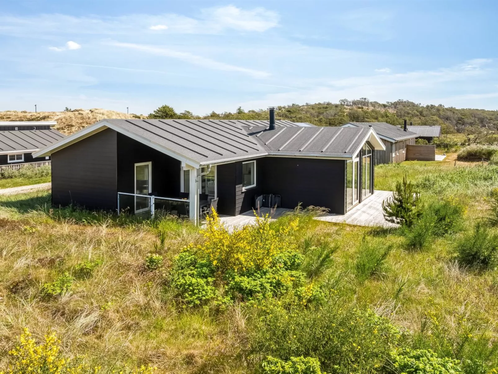 "Raakel" - 950m from the sea