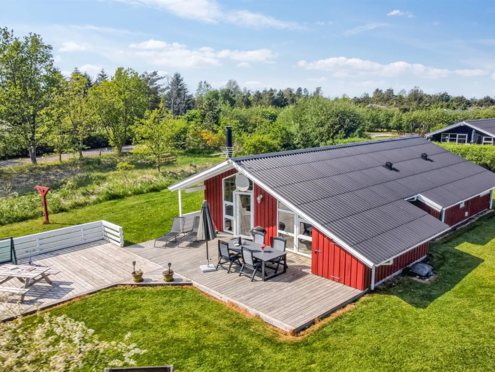 "Menka" - 1.3km from the sea