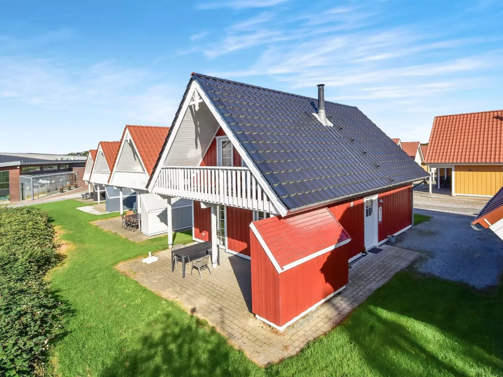 "Uffe" - 100m to the fjord