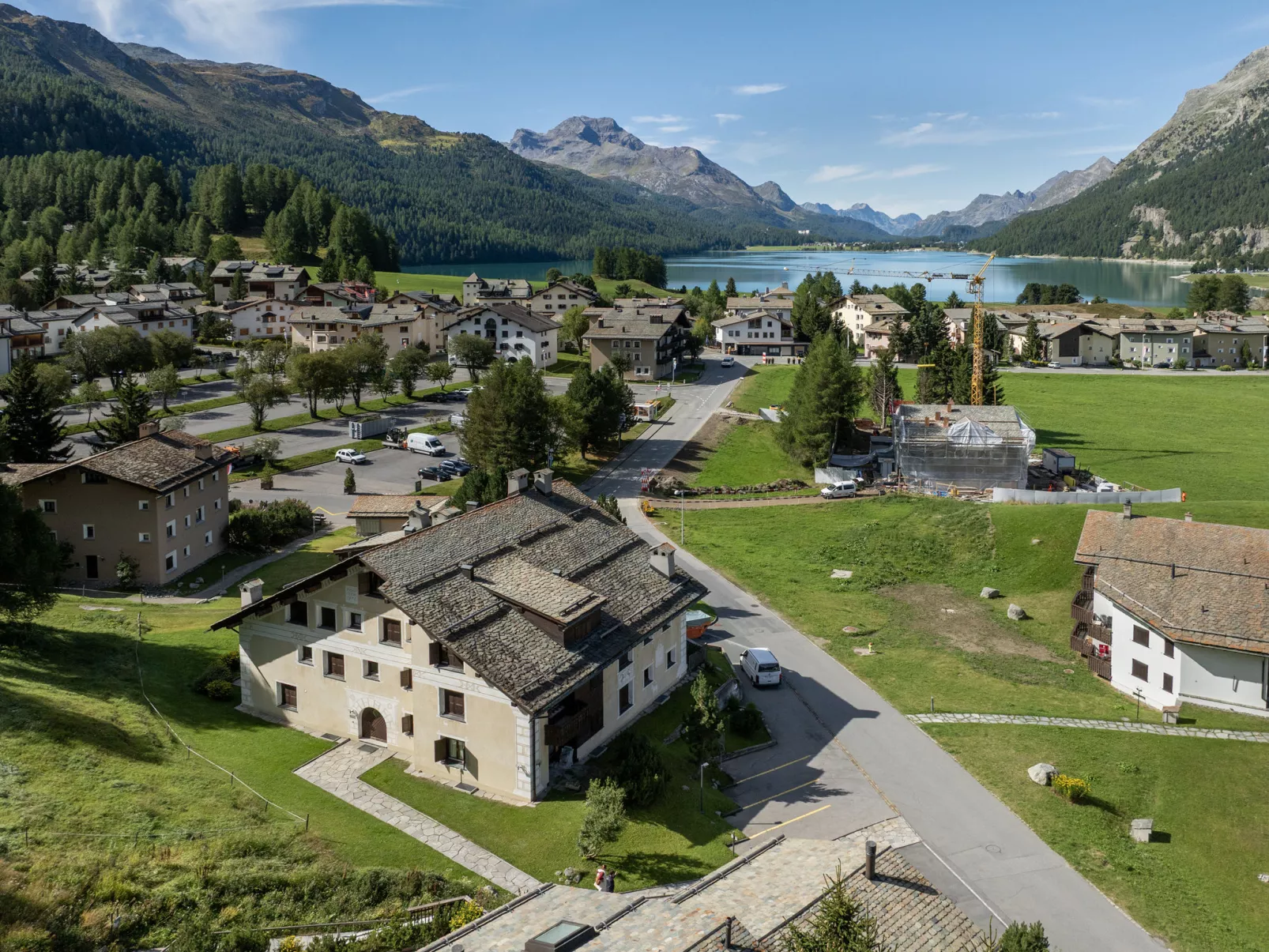 Chesa La Sajetta 12-Outside