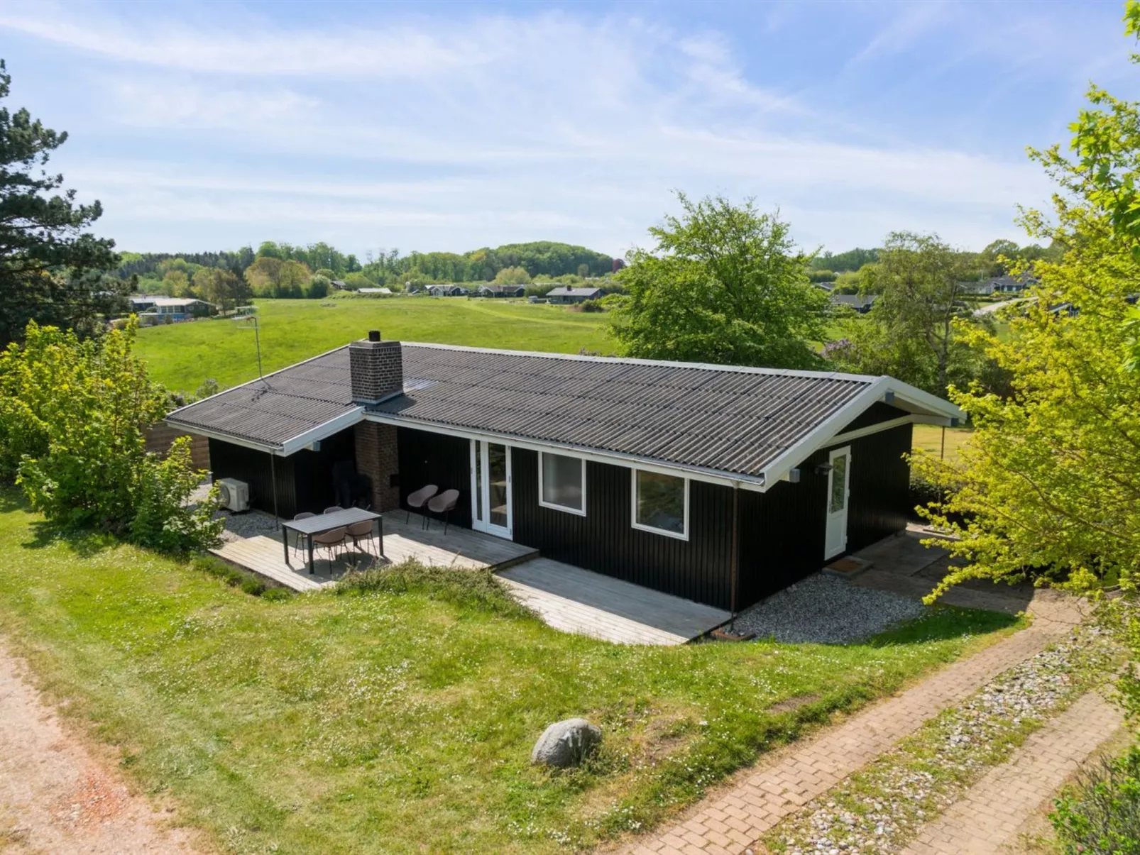 "Arho" - 75m from the sea