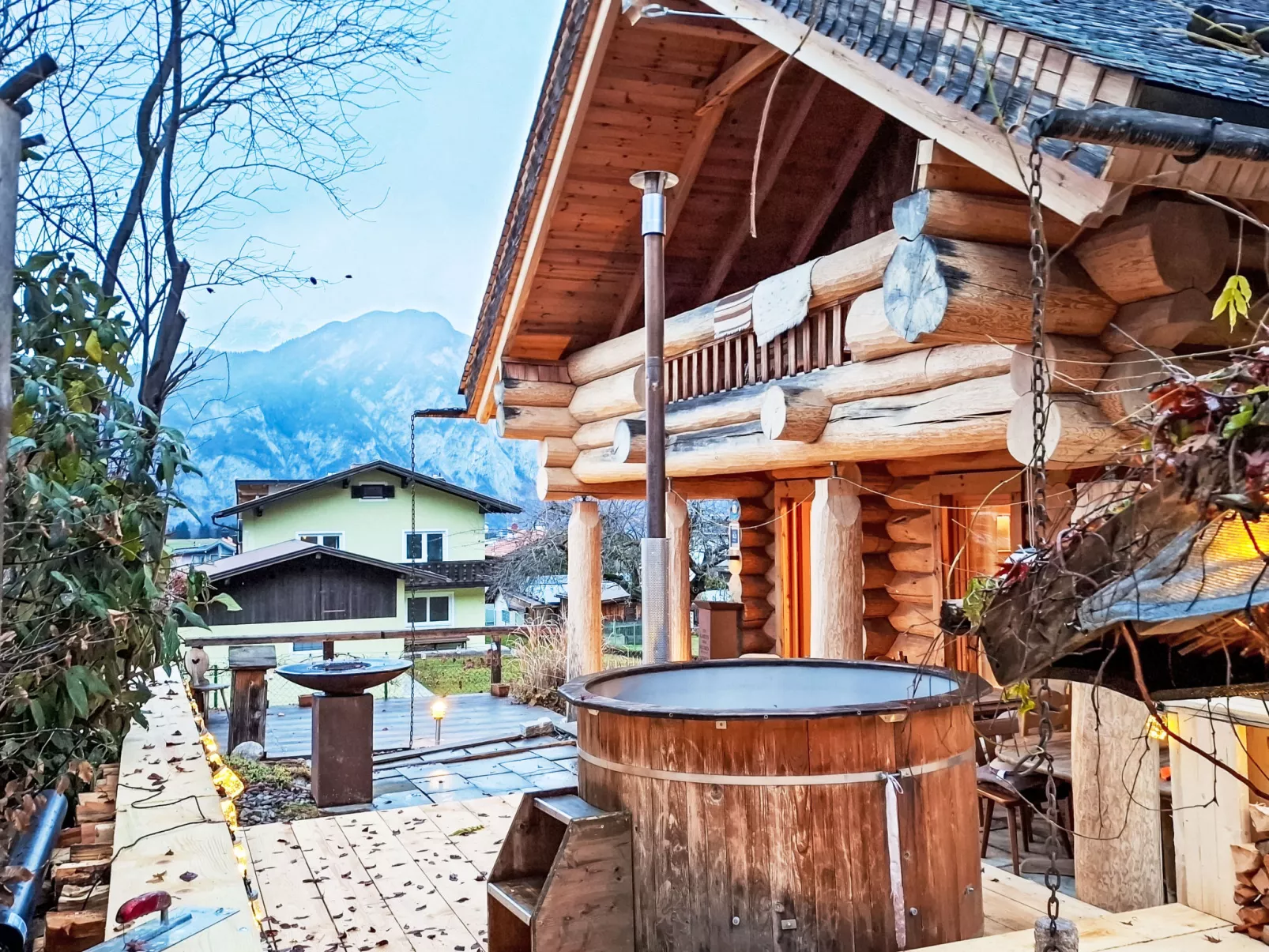 Chalet Karin-Outside