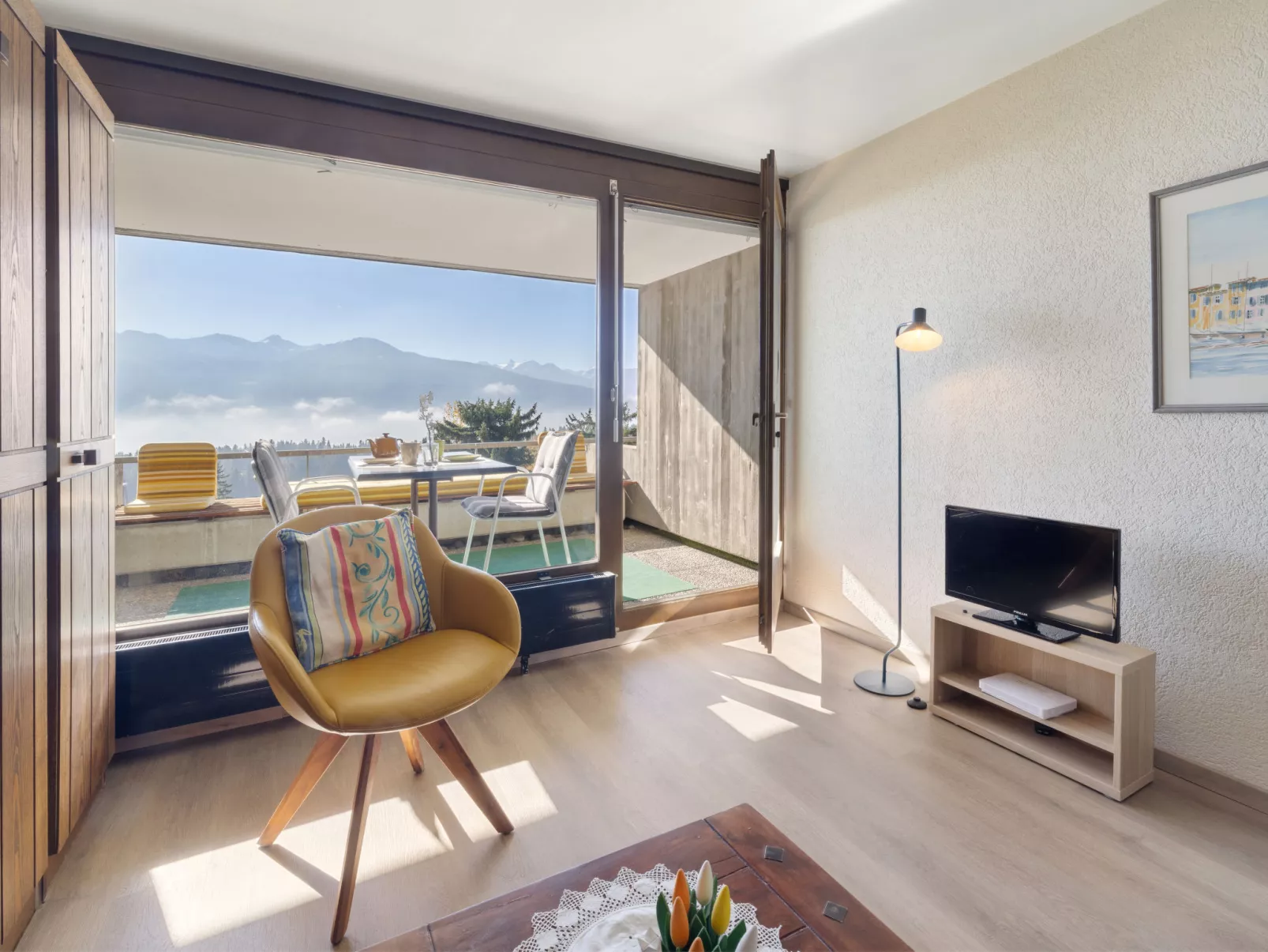 Jeanne D'Arc Apt. A-8