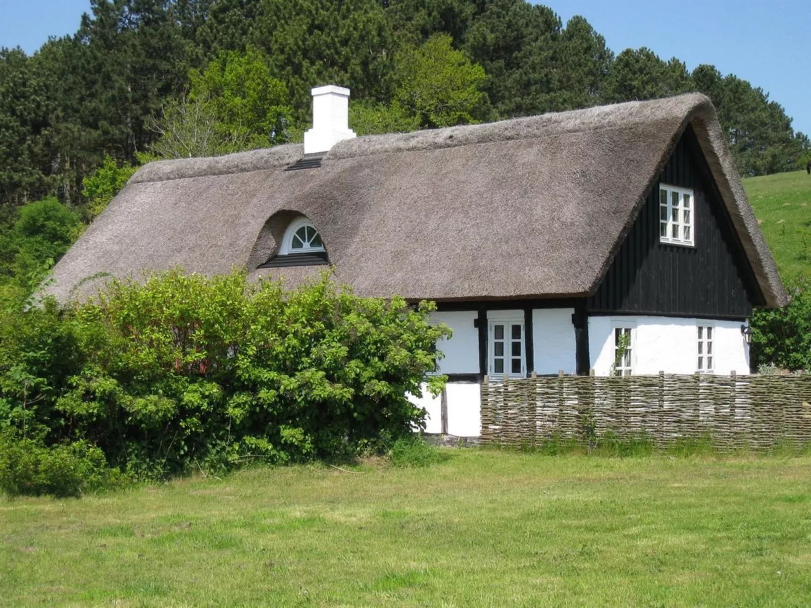 "Eva" - 1.5km to the fjord