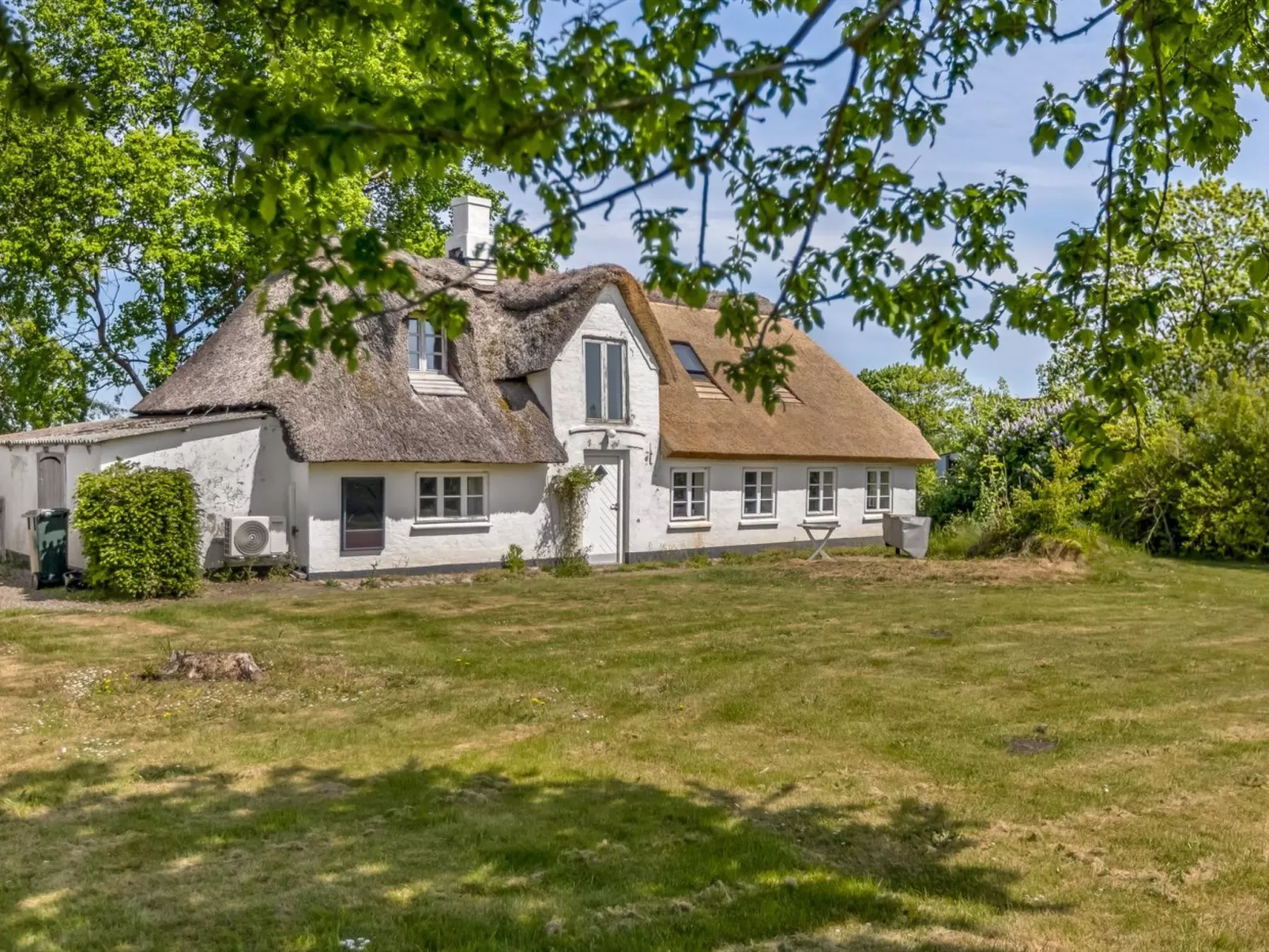 "Aughe" - 25km from the sea