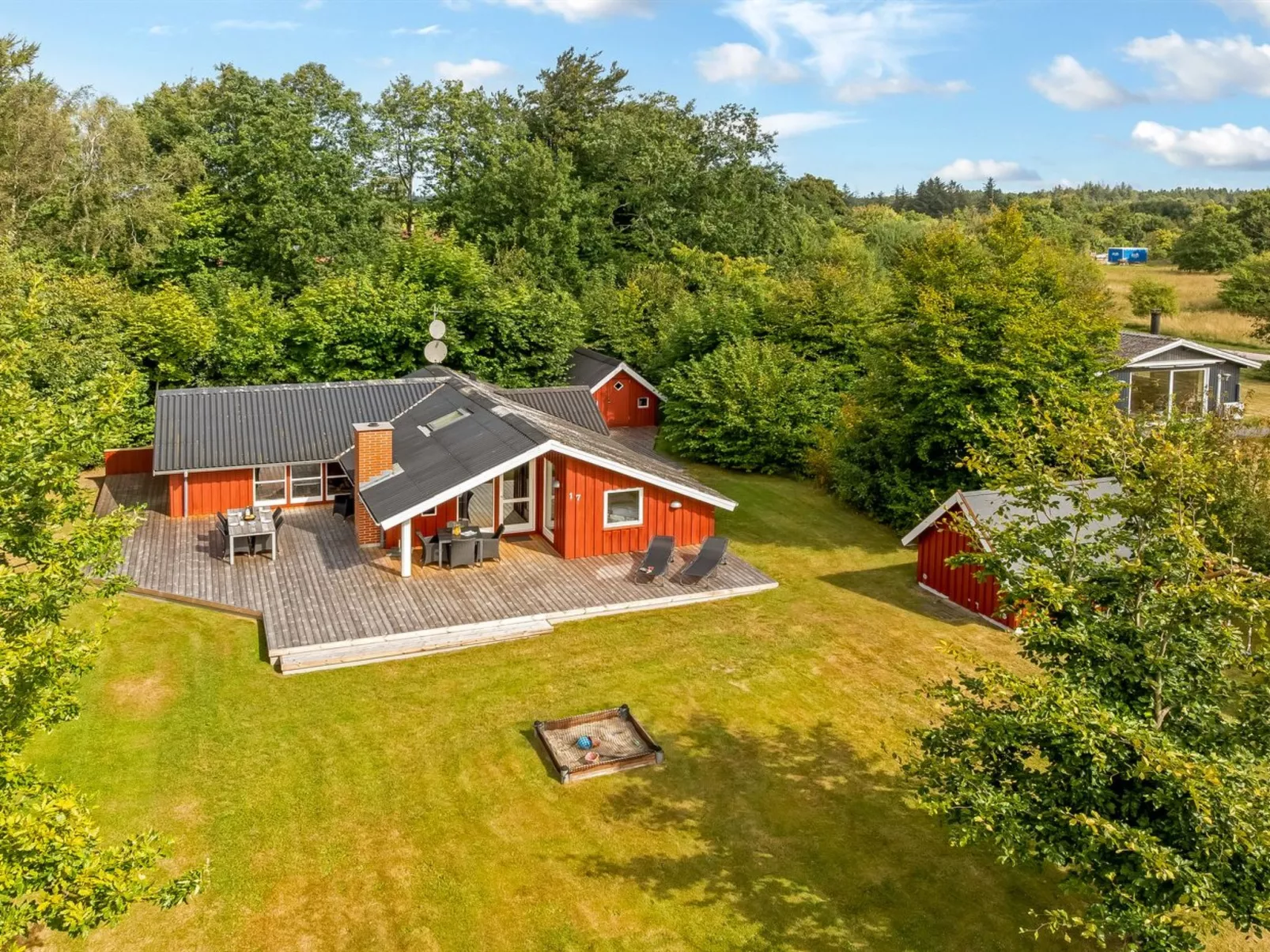 "Thurir" - 4km from the sea