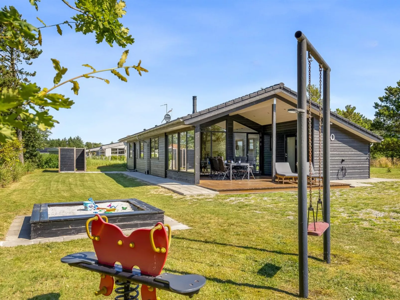 "Jerrit" - 225m from the sea