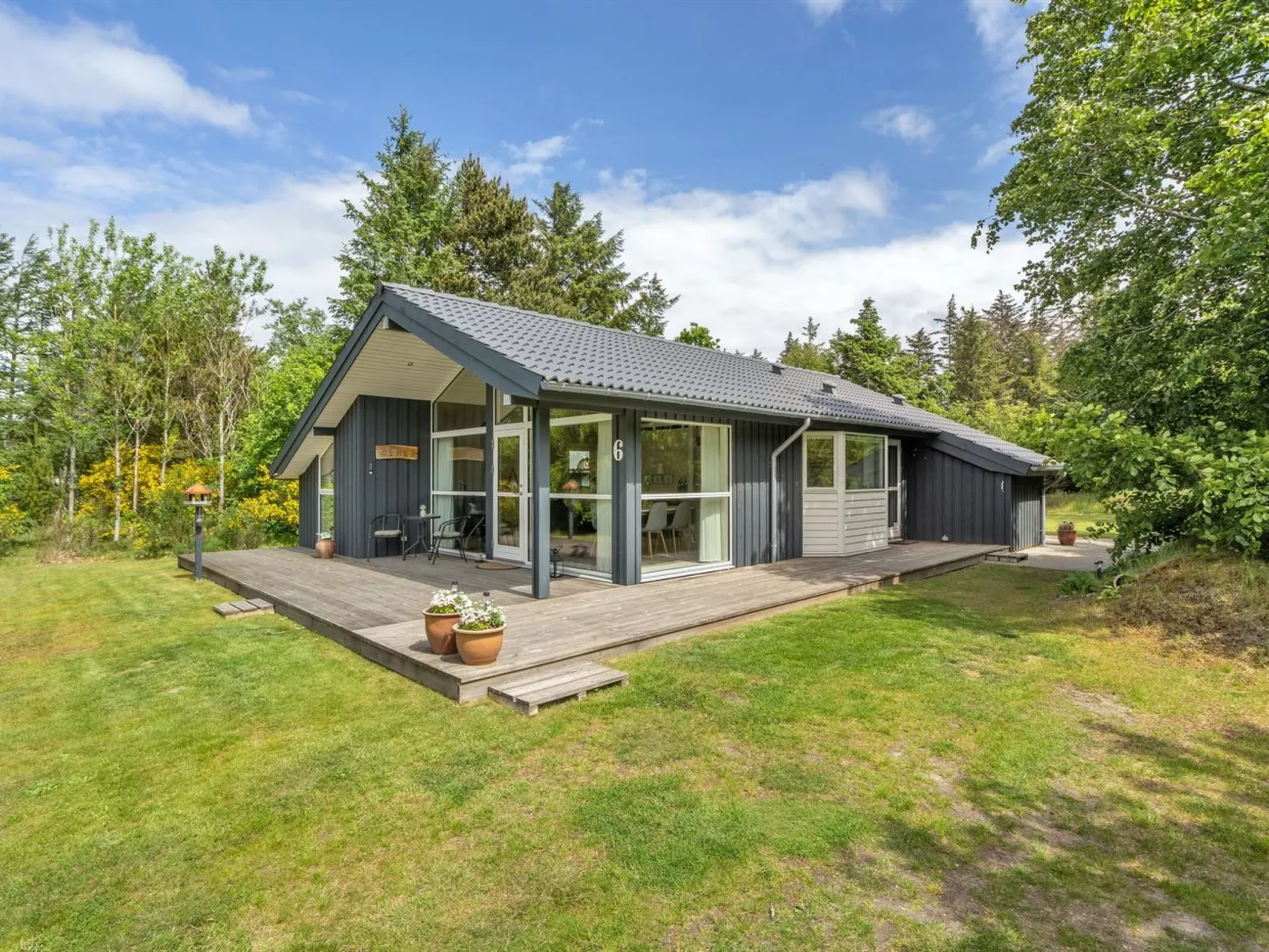 "Elevine" - 300m to the fjord