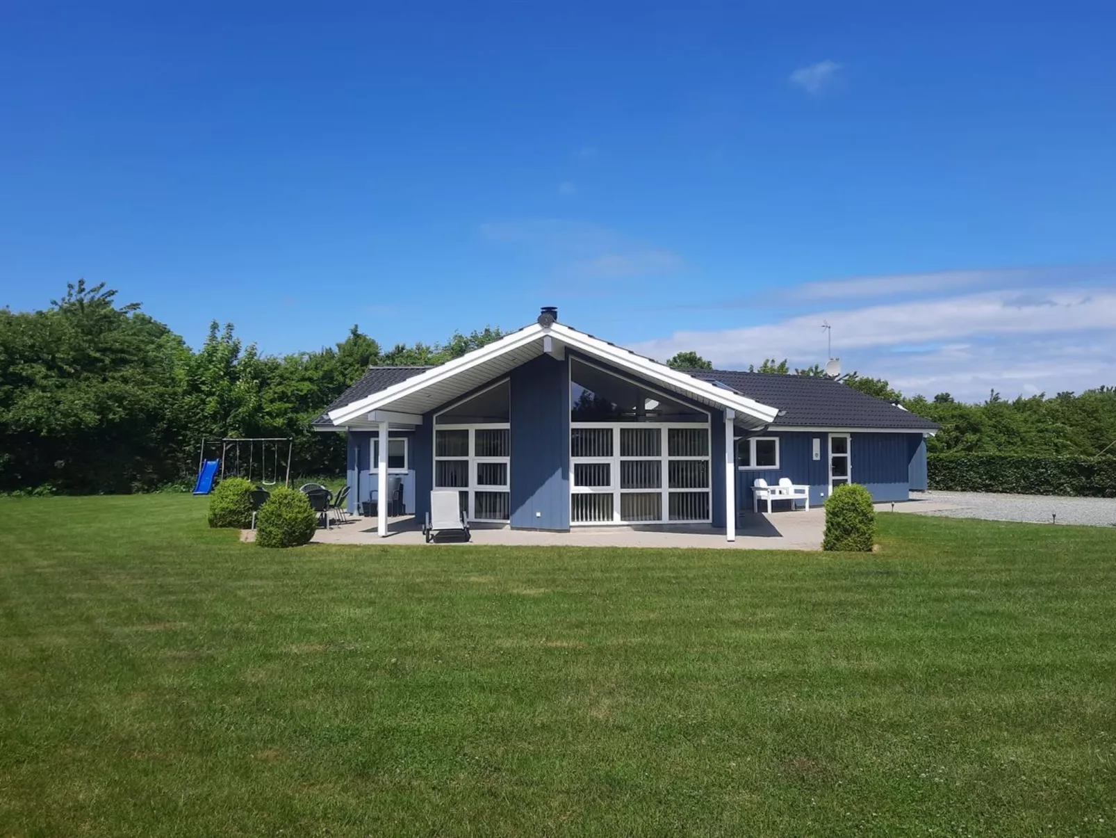 "Toja" - 700m from the sea