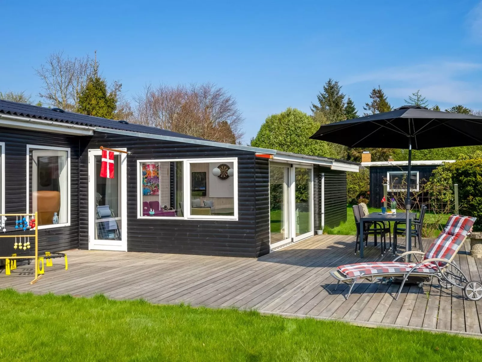 "Yorick" - 1km from the sea