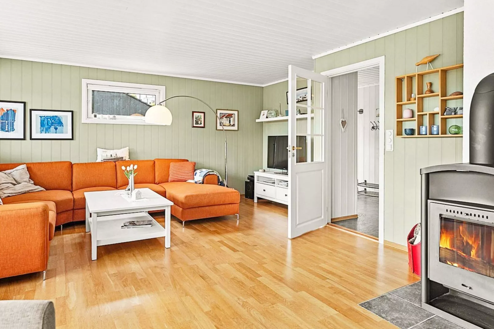 10 person holiday home in Lindesnes-By Traum