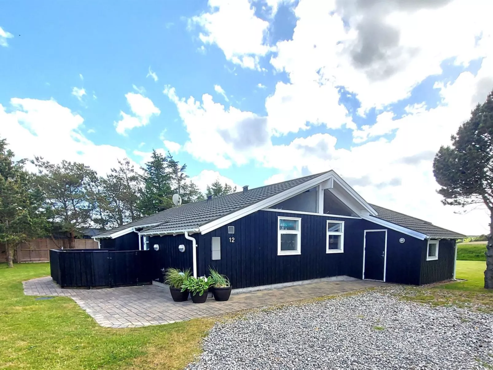 "Thorin" - 100m from the sea