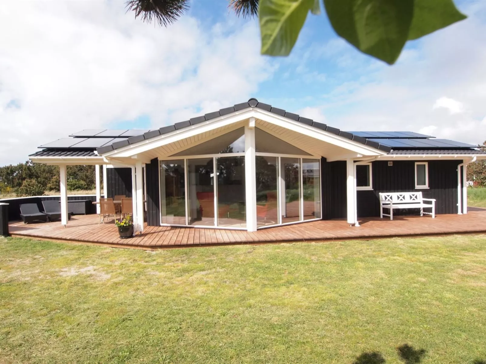 "Helen" - 500m to the fjord