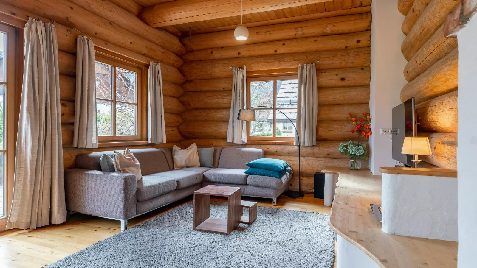 Janna-Living room