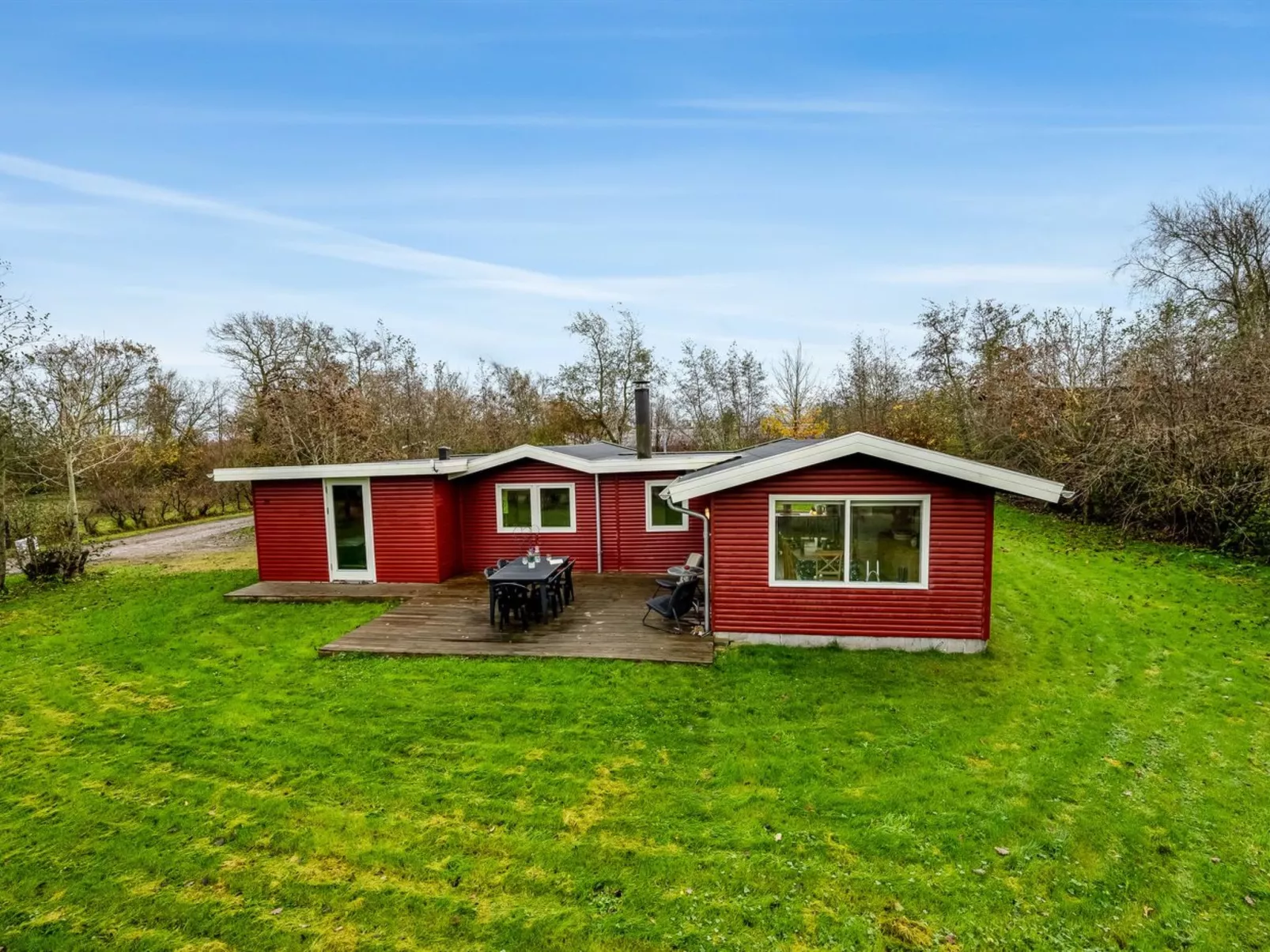 "Scarlet" - 400m to the fjord