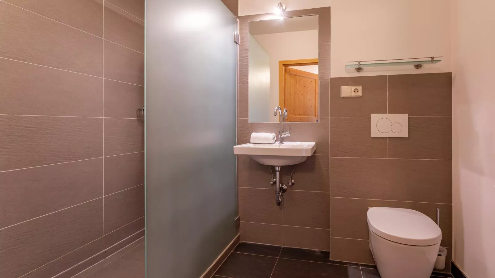 Janna-Bathroom