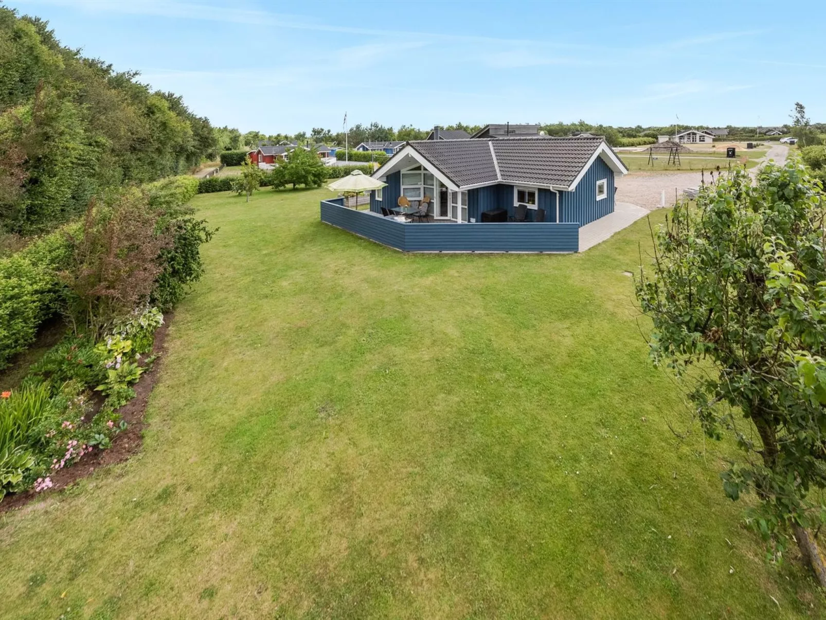 "Tobbi" - 1.1km to the fjord