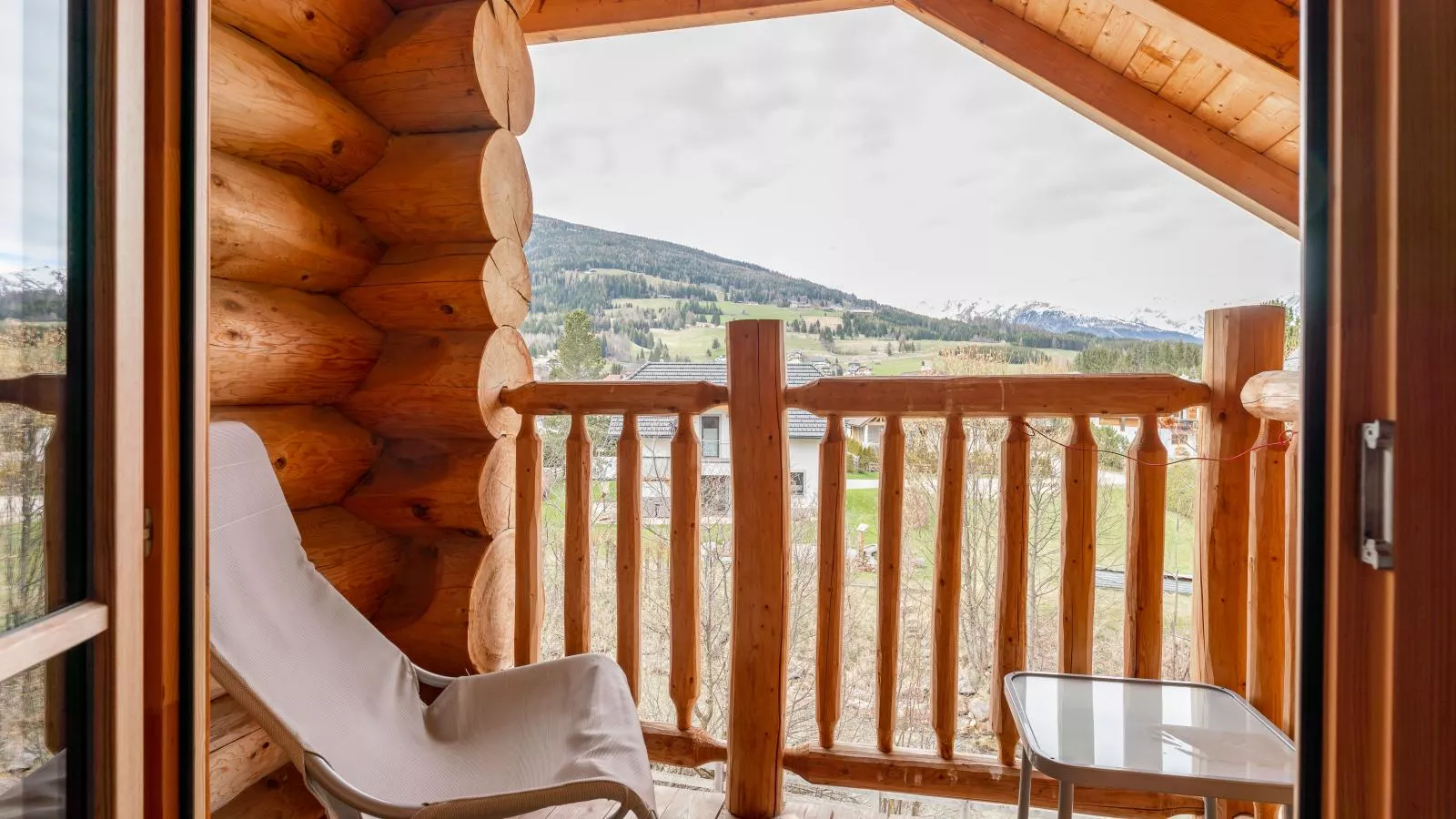 Janna-Terrace balcony