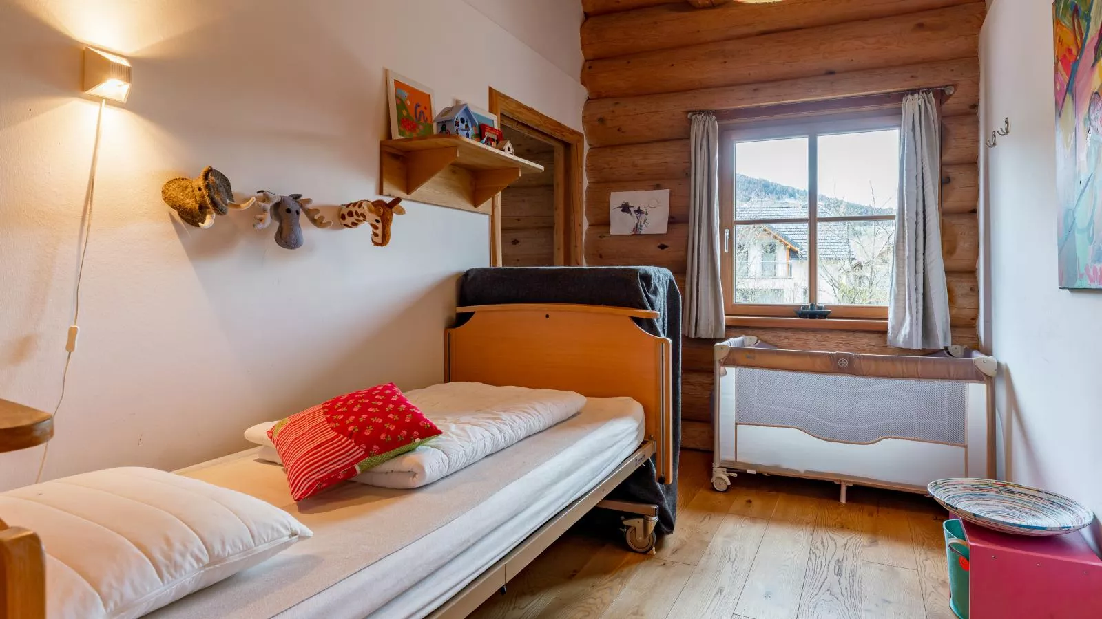 Janna-Bedroom
