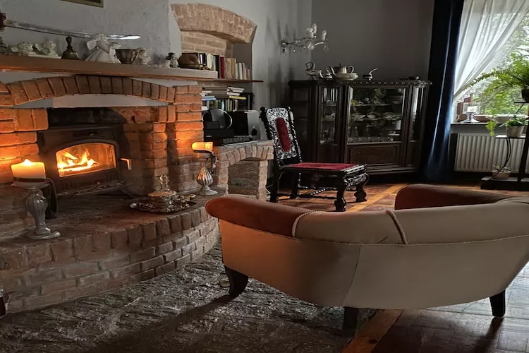 Dworek w Bełcznej-Wohnzimmer